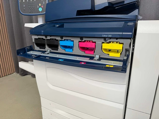 Xerox colour c60 - multifunctionele productieprinter + afwerkeenheid - afbeelding 17 van  20