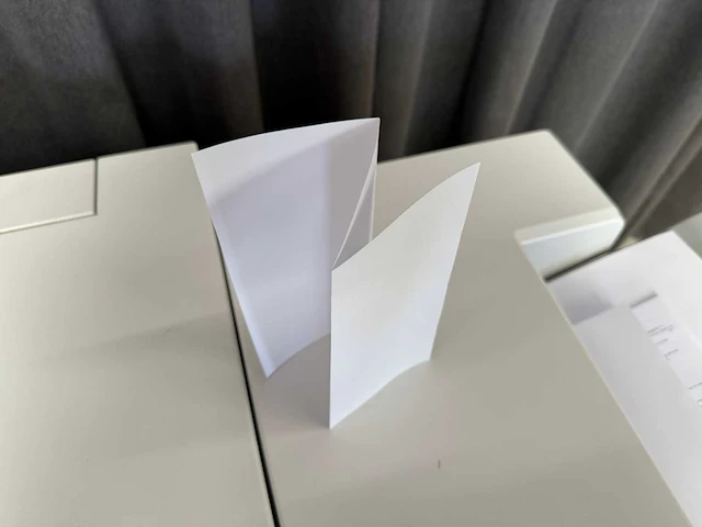 Xerox colour c60 multifunctionele productieprinter + afwerkeenheid - afbeelding 26 van  33