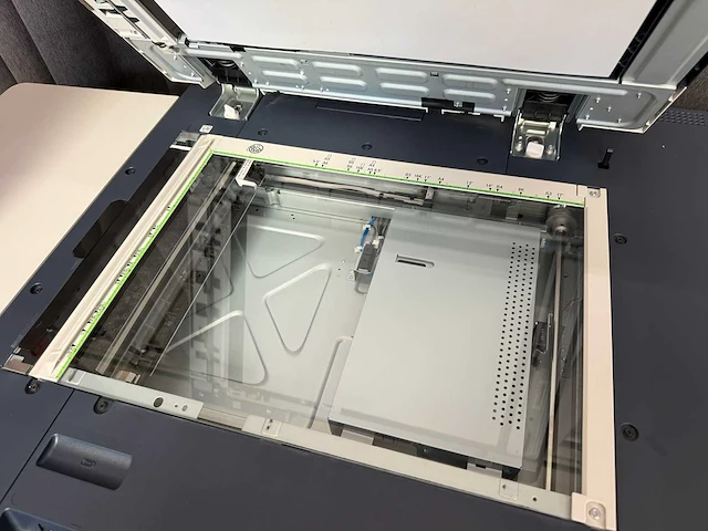 Xerox primelink b9110 - multifunctionele productieprinter - afbeelding 3 van  25