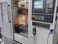 Xyz minifrees 560 verticaal bewerkingscentrum - afbeelding 1 van  6