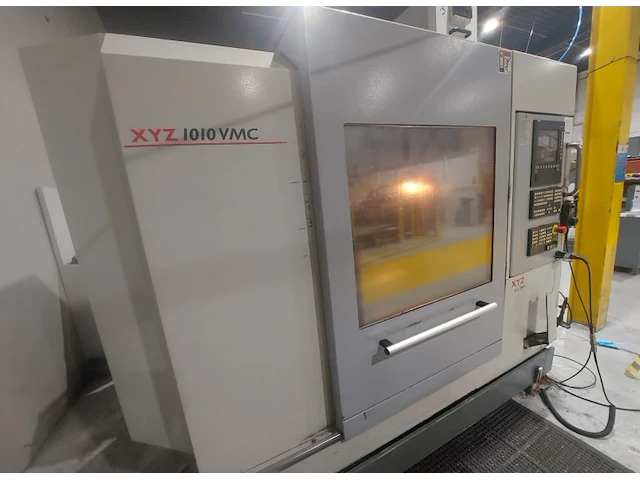 Xyz vmc 1010 verticaal bewerkingscentrum - afbeelding 3 van  9