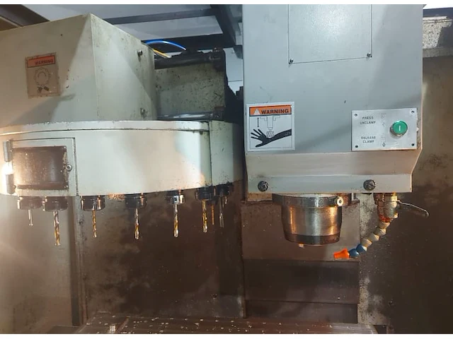Xyz vmc 1010 verticaal bewerkingscentrum - afbeelding 7 van  9
