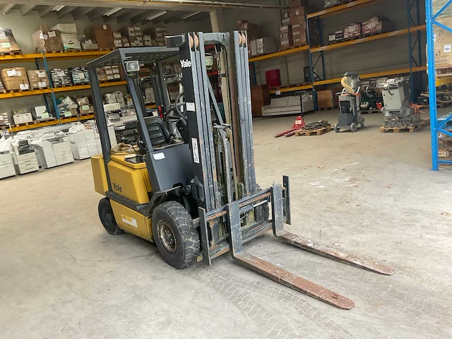 Yale gdp25rf vorkheftruck - afbeelding 1 van  12