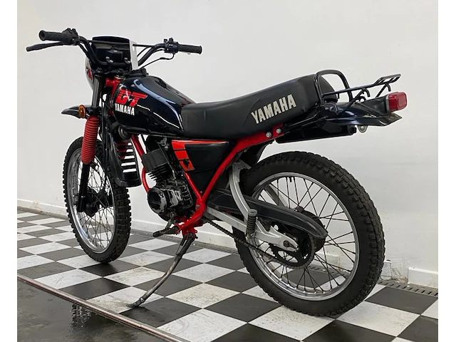 Yamaha - dt - bromfiets - afbeelding 5 van  8