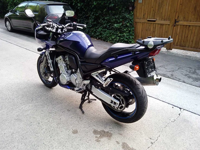 Yamaha - fazer 1000 - motorfiets - afbeelding 3 van  8