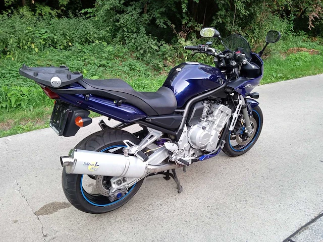 Yamaha - fazer 1000 - motorfiets - afbeelding 4 van  8