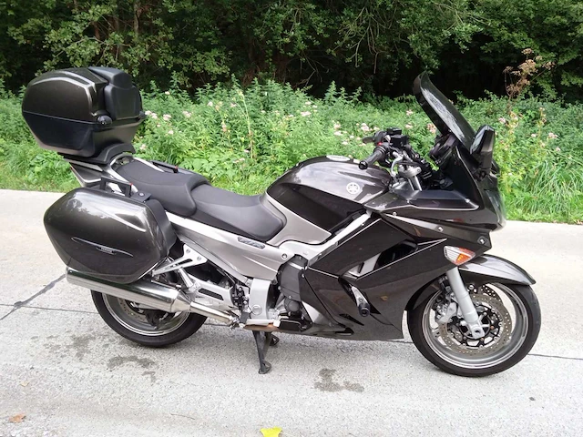 Yamaha - fjr - motorfiets - afbeelding 1 van  9