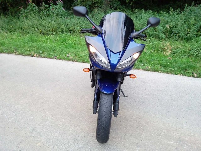 Yamaha - fz6 - motorfiets - afbeelding 7 van  8