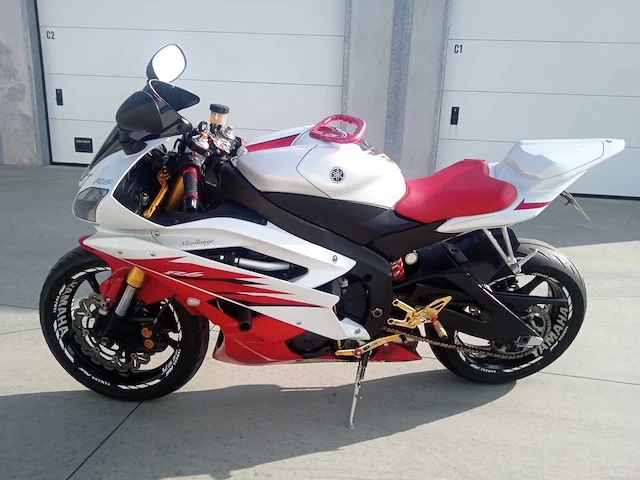Yamaha - r6 - motorcycle - afbeelding 1 van  7