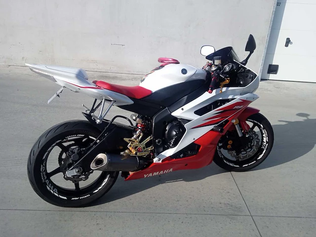 Yamaha - r6 - motorcycle - afbeelding 2 van  7
