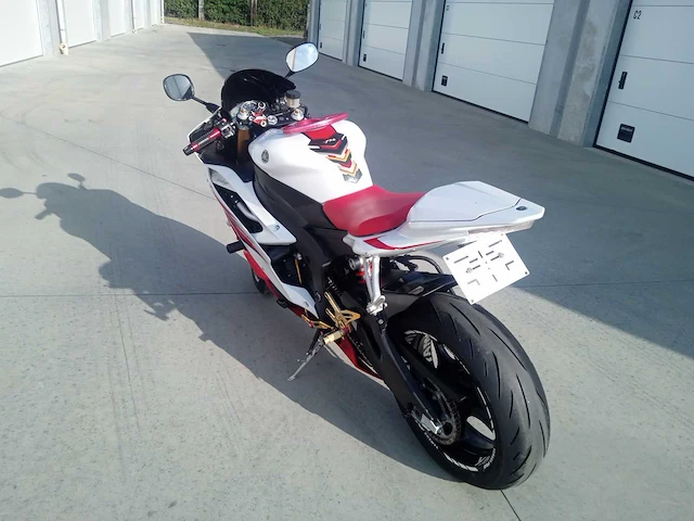 Yamaha - r6 - motorcycle - afbeelding 5 van  7