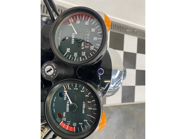 Yamaha - rd125 - bromfiets - afbeelding 10 van  12