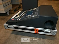 Yamaha 03d digitale mixing console + flightcase - afbeelding 3 van  6