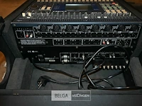 Yamaha 03d digitale mixing console + flightcase - afbeelding 5 van  6