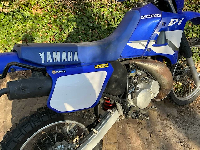 Yamaha 24mx motorfiets - afbeelding 11 van  12