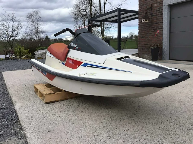 Yamaha 650 jetski - afbeelding 1 van  3