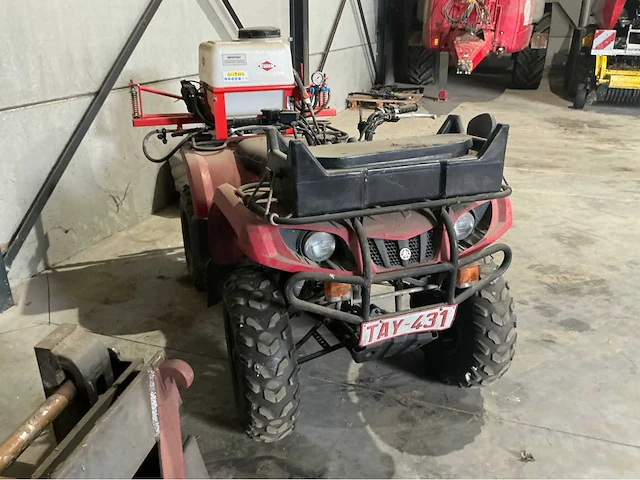 Yamaha bruin 350 quad met sproeier - afbeelding 12 van  19