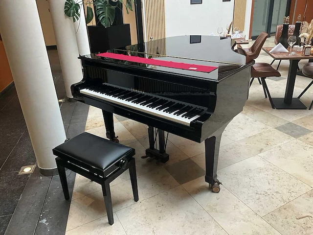 Yamaha c3 verrijdbare vleugelpiano - afbeelding 1 van  13