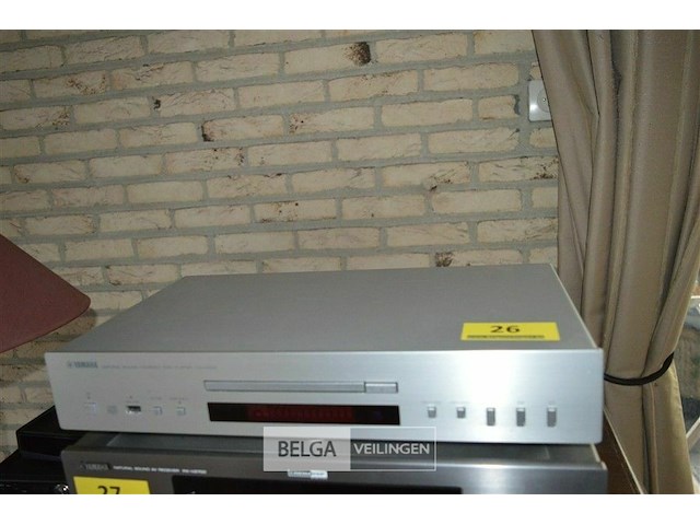 Yamaha cd-player cd-s300 - afbeelding 1 van  3