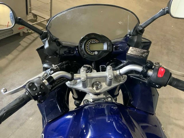Yamaha fazer fz6-s motorfiets - afbeelding 19 van  19