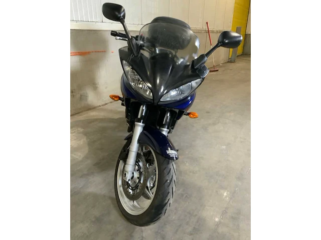 Yamaha fazer fz6-s motorfiets - afbeelding 12 van  19