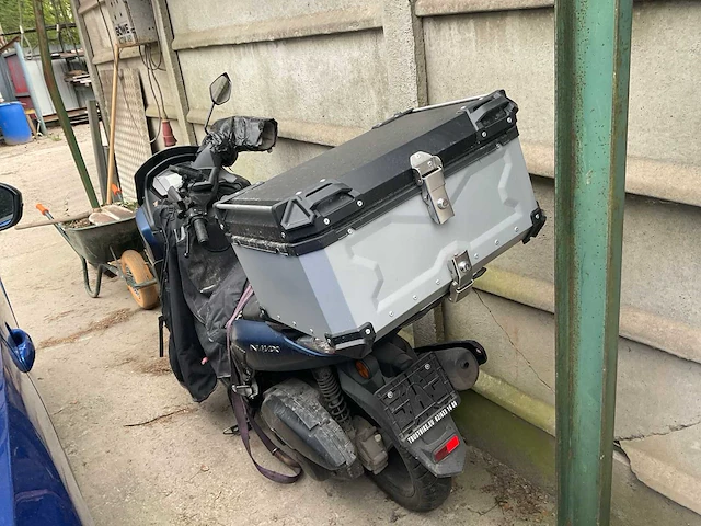 Yamaha gdp125-a motorfiets - afbeelding 3 van  7