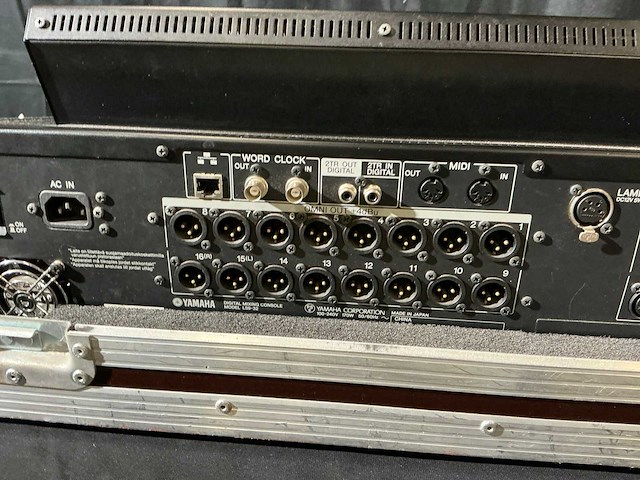Yamaha ls9-32 digitale mengtafel - afbeelding 2 van  12