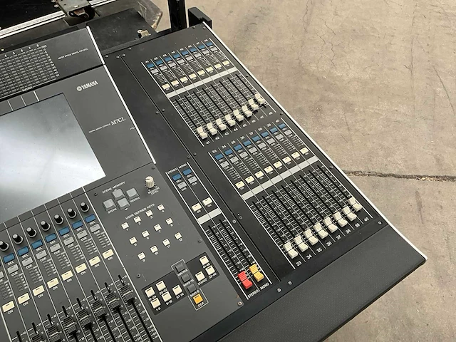 Yamaha m7cl mengpaneel - afbeelding 3 van  7