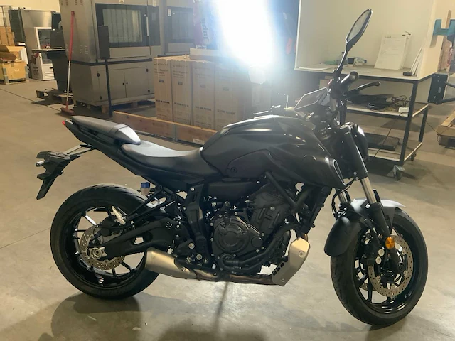 Yamaha naked bike mt07 motorfiets - afbeelding 15 van  20