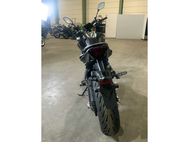 Yamaha naked bike mt07 motorfiets - afbeelding 17 van  20