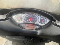Yamaha nmax scooter - afbeelding 3 van  13