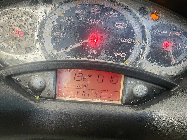 Yamaha nmax scooter - afbeelding 4 van  13