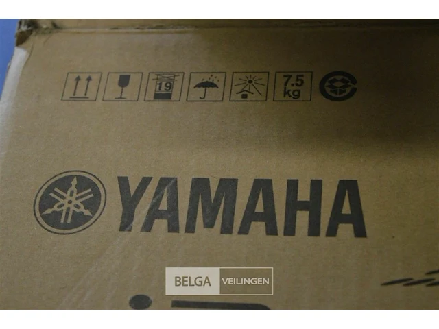 Yamaha piaggerio np-12b elektrische piano - afbeelding 2 van  6