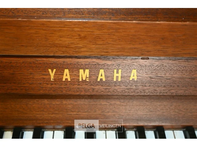 Yamaha piano - afbeelding 5 van  6