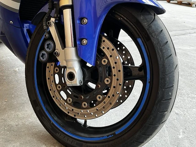 Yamaha r1, 2002 - afbeelding 2 van  17