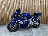 Yamaha r1, 2002