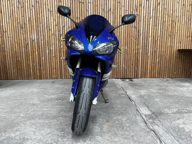 Yamaha r1, 2002 - afbeelding 10 van  17
