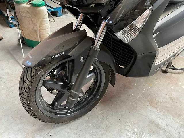 Yamaha sg25 motorfiets - afbeelding 3 van  16