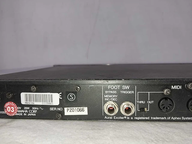 Yamaha spx990 multi-effect processor - afbeelding 6 van  6