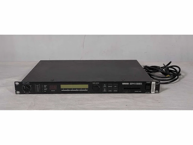 Yamaha spx990 multi-effect processor - afbeelding 1 van  6
