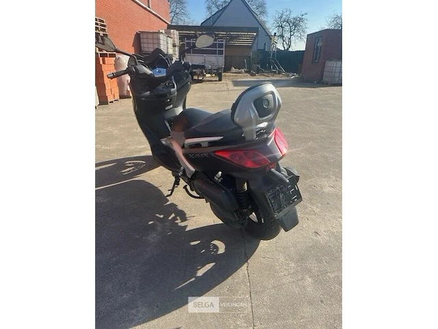 Yamaha x- max - afbeelding 4 van  6