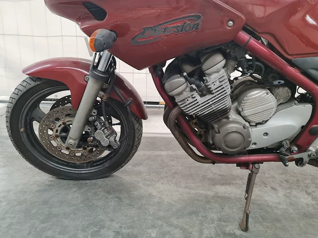 Yamaha xj600 diversion 1993 - afbeelding 9 van  12