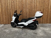 Yamaha yp125 ra, 2015 - afbeelding 1 van  18