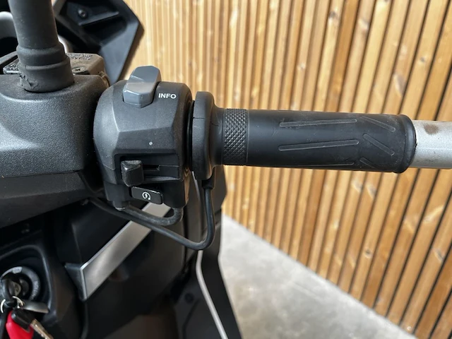 Yamaha yp125 ra, 2015 - afbeelding 18 van  18
