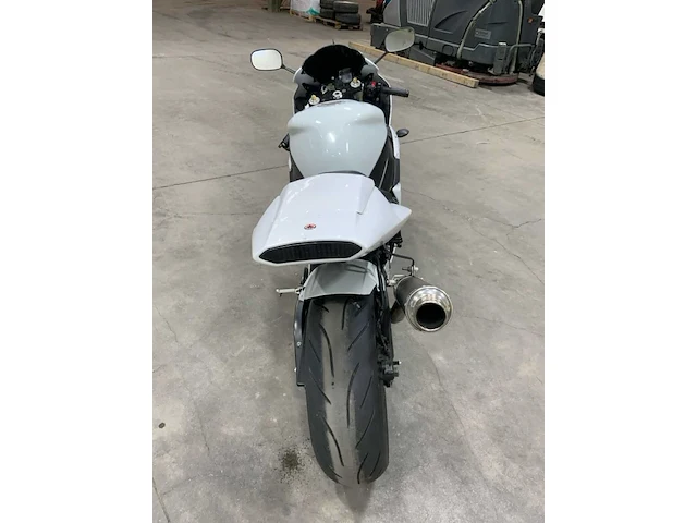 Yamaha yzf-r1 motorfiets - afbeelding 9 van  14