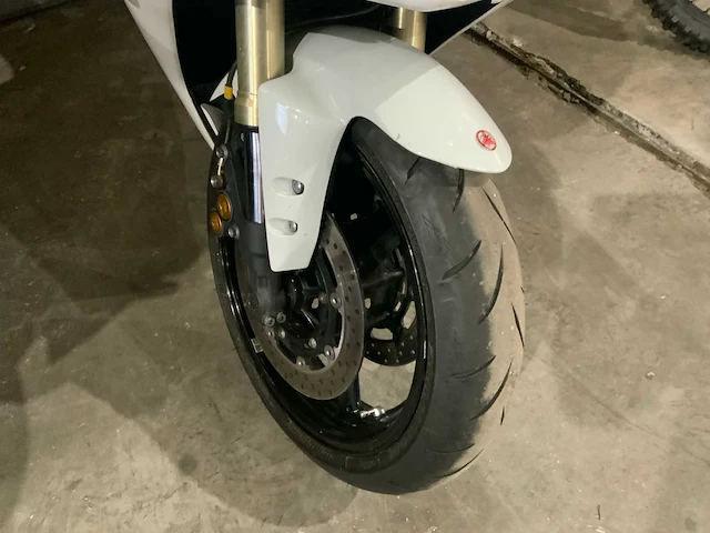 Yamaha yzf-r1 motorfiets - afbeelding 14 van  14