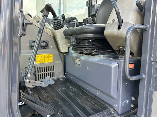 Yanmar - 2015 - vio55-6b - midigraafmachine - afbeelding 30 van  44