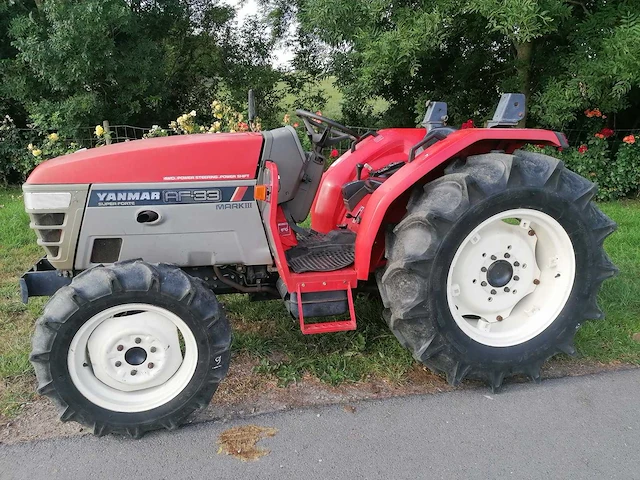 Yanmar af-33 vierwielaangedreven minitractor - afbeelding 1 van  18