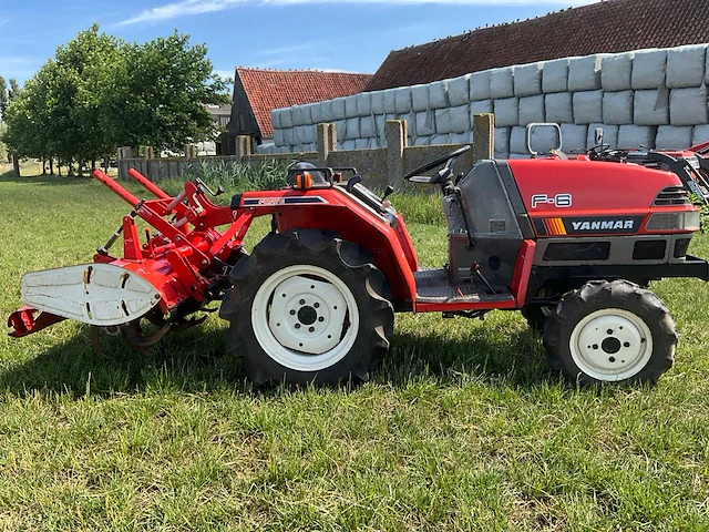 Yanmar f-6 vierwielaangedreven minitractor met grondfrees - afbeelding 19 van  24