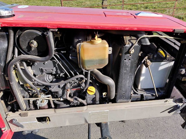 Yanmar f125 minitractor - afbeelding 5 van  13